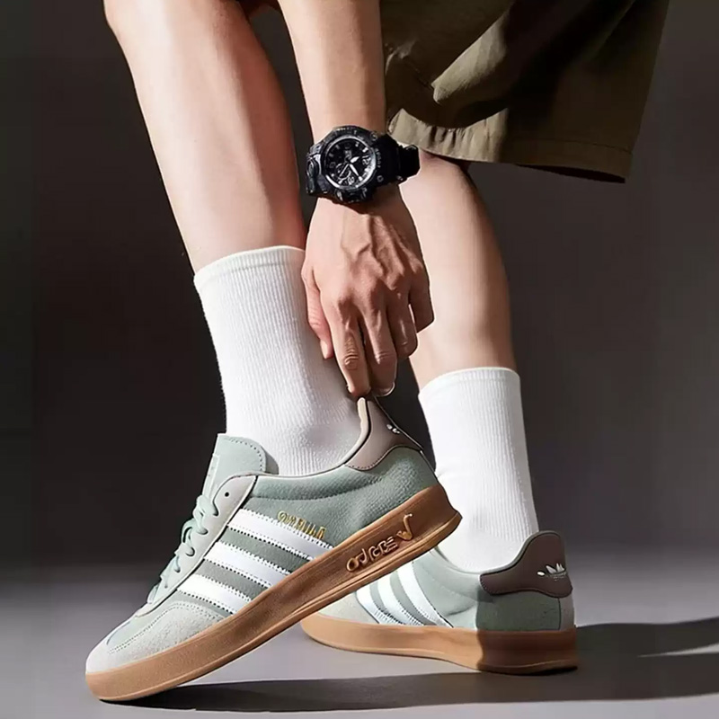 Street Fashion Adidas - Adidas JI3526 Retro Daily Trainers, gris