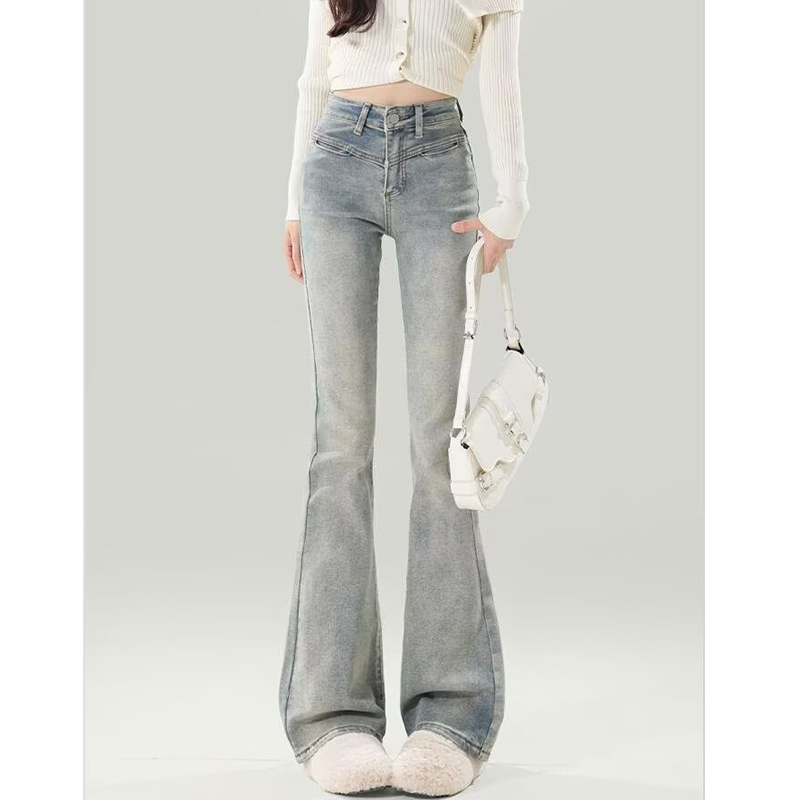 Vente Flash : Jeans évasés de  - Street Fashion Jeans Women avis et prix